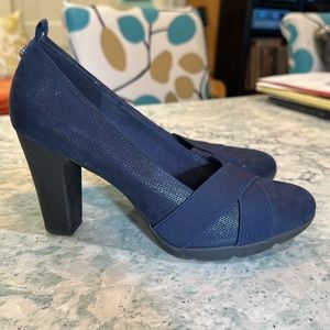Anne Klein Sport Pumps Navy size 7 1/2 M